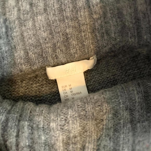 H&M Long Knit Sweater - Picture 4 of 5